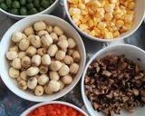 Hình bước làm 3 của món Cơm hấp lá sen chay