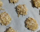 Foto langkah ke 3 dari resep Crispy Cheesy Hash Browns.