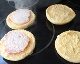 Foto del paso 2 de la receta: Lomo adobado con complejo de hamburguesa