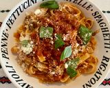 Une image de l'étape 8 de Tagliatelles à la sauce bolognaise.