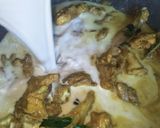 Foto langkah ke 5 dari resep Gulai ayam kampung tanpa cabe merah #BikinRamadanBerkesan.