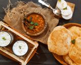 पंजाबी छोले भटूरे (Punjabi chole bhature recipe in Hindi) रेसिपी चरण 8 फोटो