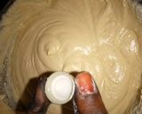 A picture of step 4 of Coconut milk cupcakes.