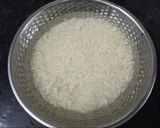 A picture of step 1 of Veg Schezwan Fried Rice.