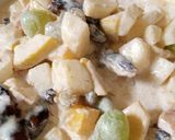 A picture of step 3 of Cream fruit chaat.