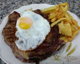 Foto del paso 4 de la receta: Bifes de costilla a caballo con papas fritas