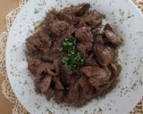Gebratene Hähnchenleber mit Zwiebeln Rezeptschritt 4 Foto