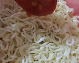 Foto langkah ke 3 dari resep Pizza Mie Sosis.
