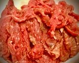 Hình bước làm 2 của món Phở Chiên Giòn Xúc Thịt Bò