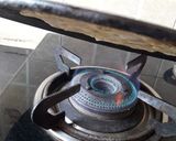 A picture of step 4 of Tandoori missi roti on tawa.