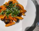 Foto del paso 8 de la receta: Salsa de berenjenas, aceitunas y albahaca para pasta