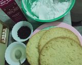 A picture of step 1 of Vanilla cream cake with chocolate chips inside.