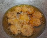 A picture of step 3 of Wheat and Peanut Mathri.