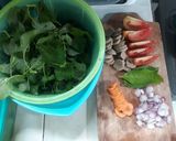 Foto langkah ke 1 dari resep Sayur bening bayam.