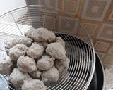 Foto langkah ke 3 dari resep Sup baso ikan tuna.