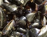 Une image de l'étape 1 de Moules à la portugaise 🍅🥬🌶🌶🧄.