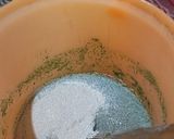 Foto langkah ke 2 dari resep Bakpao Daun Kelor No Mixer.