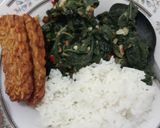 Foto langkah ke 3 dari resep Rebus daun singkong.