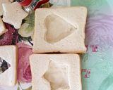 A picture of step 3 of Bread pizza.