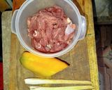 Hình bước làm 1 của món Ngan xào sả ớt