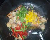 A picture of step 5 of Spicy honey chicken stir-fry.