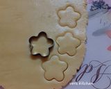 Foto langkah ke 4 dari resep Cookies santan.