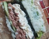 Foto del paso 13 de la receta: 3 Maki roll (sushi alternativo, alternativamente barato y rico)