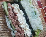 Foto del paso 13 de la receta: 3 Maki roll (sushi alternativo, alternativamente barato y rico)