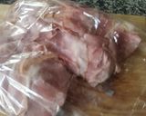 Foto del paso 3 de la receta: Solomillo de cerdo al horno caramelizado con manzanas y panceta