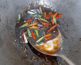 Foto langkah ke 6 dari resep 🍆 Terong Sobek Saus Pedas Manis Wijen (Versi Reels) Jesslyn Orlane.