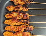 Foto langkah ke 8 dari resep Sate Ayam Madura (Panggang Teflon).