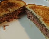 A picture of step 5 of Peppered Pink Salt Burger.