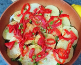 Foto del paso 3 de la receta: Cazuela de pescado de aparejo con patatas y ajos tiernos