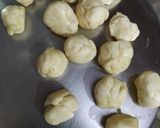 A picture of step 3 of Off White (Momos).