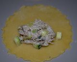 Une image de l'étape 3 de Ravioles au confit de canard, et son bouillon de légumes parfumés.