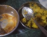A picture of step 1 of Roti sandwich.