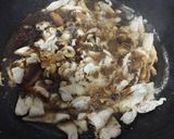 รูปขั้นตอนการทำที่ 2 ของ “อกไก่ผัดพริกอ่อน”