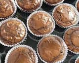 Foto langkah ke 5 dari resep Brownies Cup Shiny Crust.