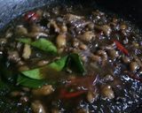Foto langkah ke 3 dari resep Kulit Ayam Pedas Nampol.