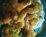 A picture of step 1 of Prawns in Pumpkin leaf(Kumro patay chingri).