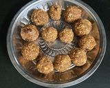 A picture of step 4 of Roasted Bengal gram ladoo.