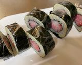 A picture of step 5 of Japanese Flag 🇯🇵 Roll Sushi.