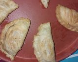 A picture of step 3 of Layered Gujiya.