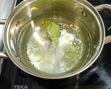 Foto del paso 1 de la receta: Codillo con crema de verduras variadas