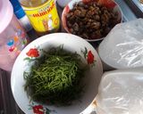 รูปขั้นตอนการทำที่ 1 ของ แกงคั่วหอยแครง