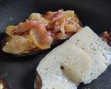 Foto del paso 5 de la receta: Sándwich de berenjena🍆con pera y queso🧀🍯🧅🍐