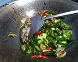 Foto langkah ke 3 dari resep Oseng oseng Usus Ayam (320).