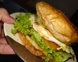 Foto langkah ke 5 dari resep Burger anti gagal.