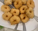 મેંદુ વડા (Medu Vada Recipe In Gujarati) રેસીપી સ્ટેપ5ફોટો