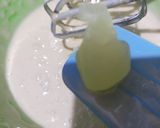 Foto langkah ke 2 dari resep 1085. Bolu Kukus (dengan air soda).
